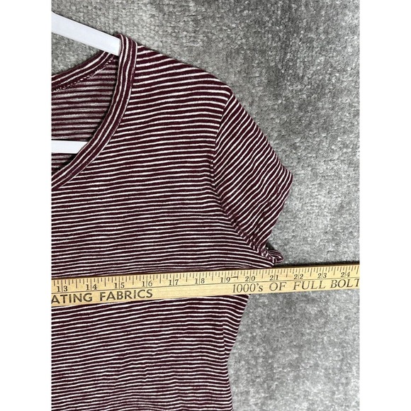 Gap Easy Tee Top Womens Size Medium Burgundy Striped Cotton‎ Scoop Neck Shirt - Picture 6 of 7